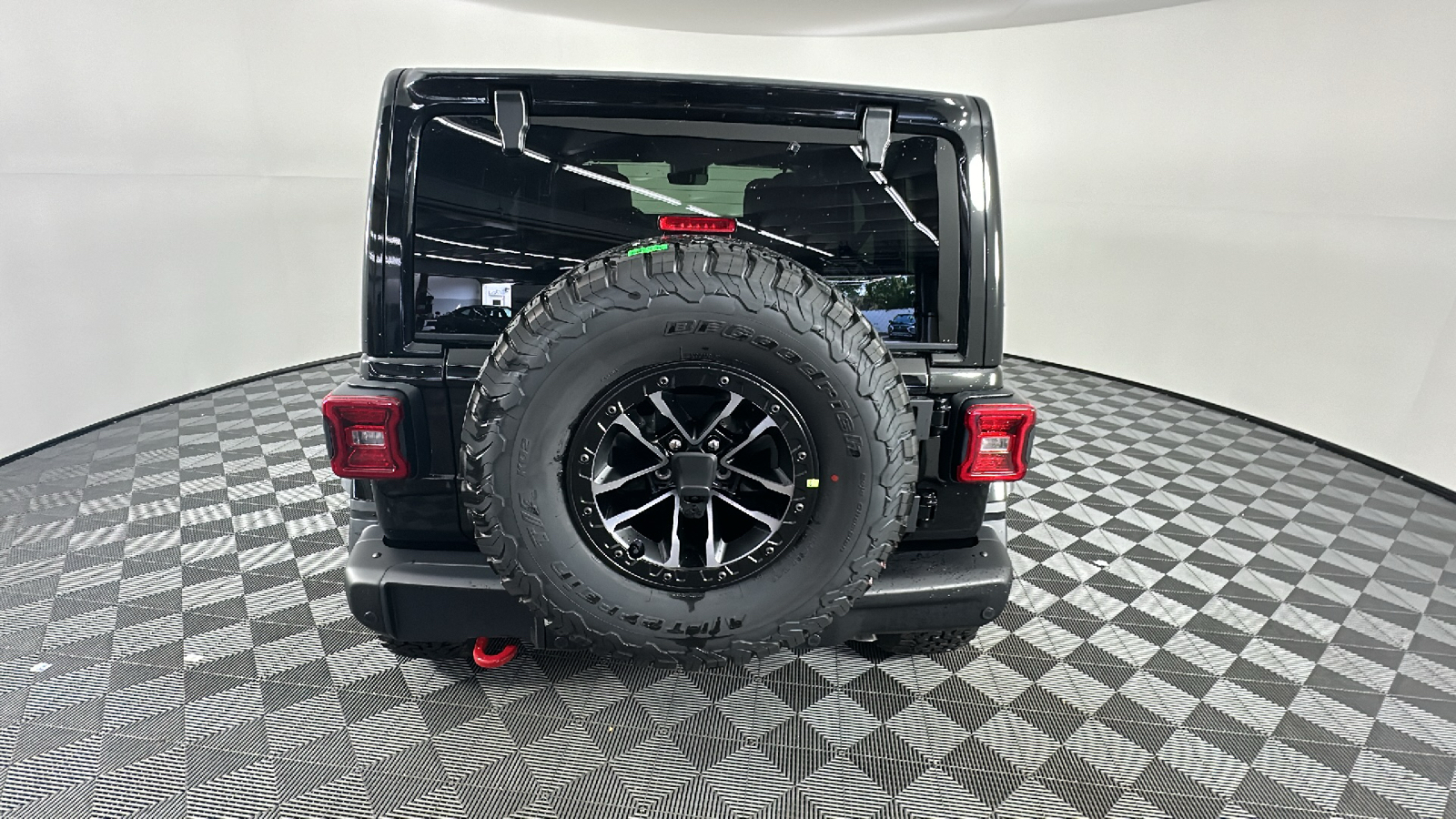 2024 Jeep Wrangler Rubicon X 14