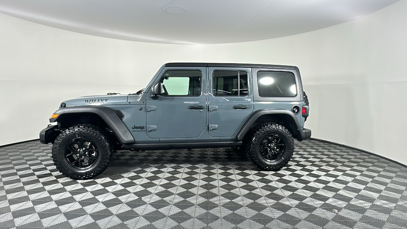 2024 Jeep Wrangler Willys 9