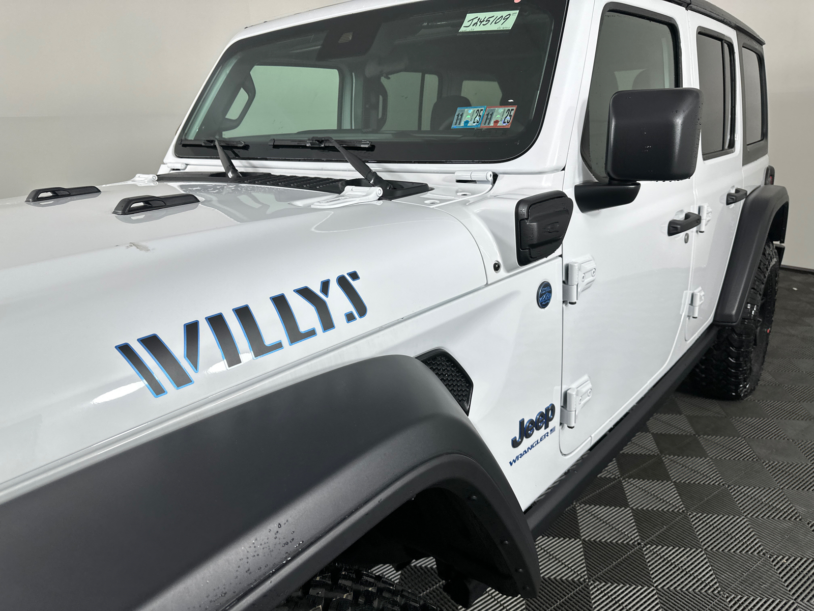 2024 Jeep Wrangler Willys 4xe 5