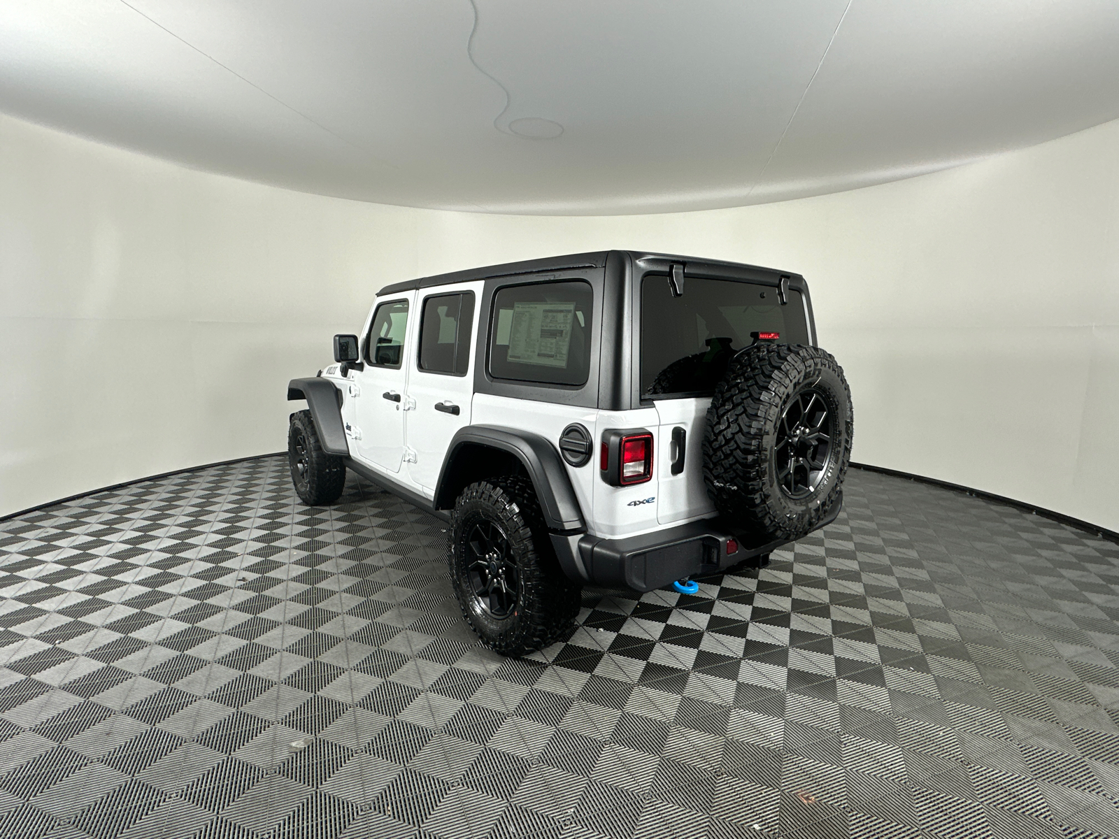 2024 Jeep Wrangler Willys 4xe 9