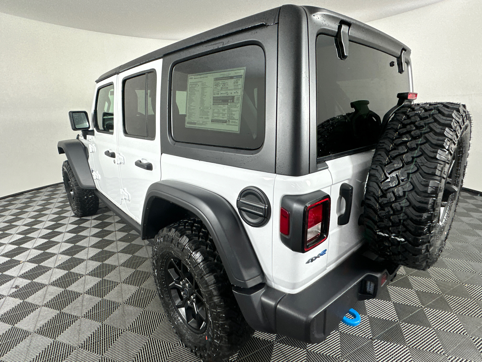 2024 Jeep Wrangler Willys 4xe 10