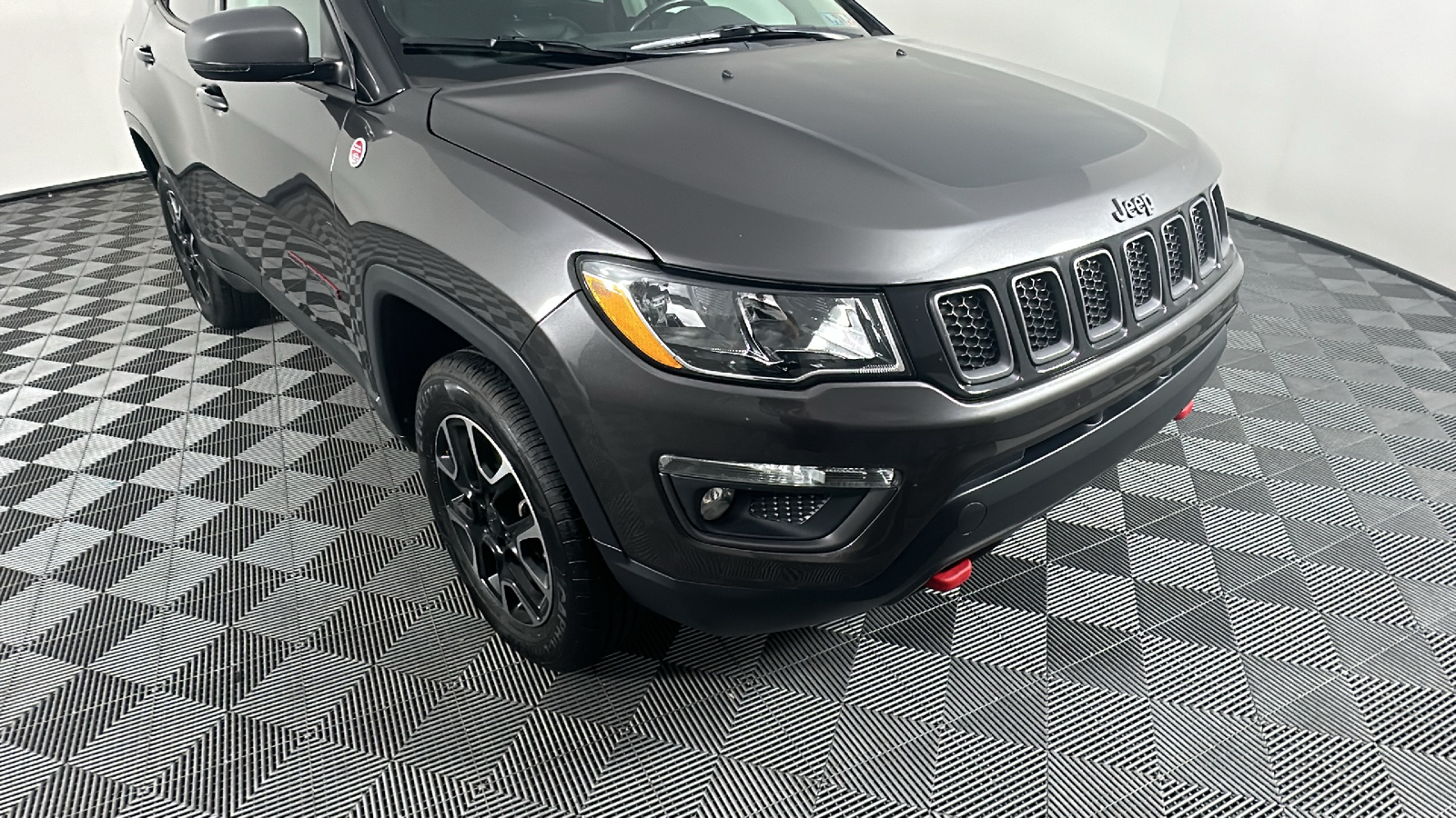 2020 Jeep Compass Trailhawk 2