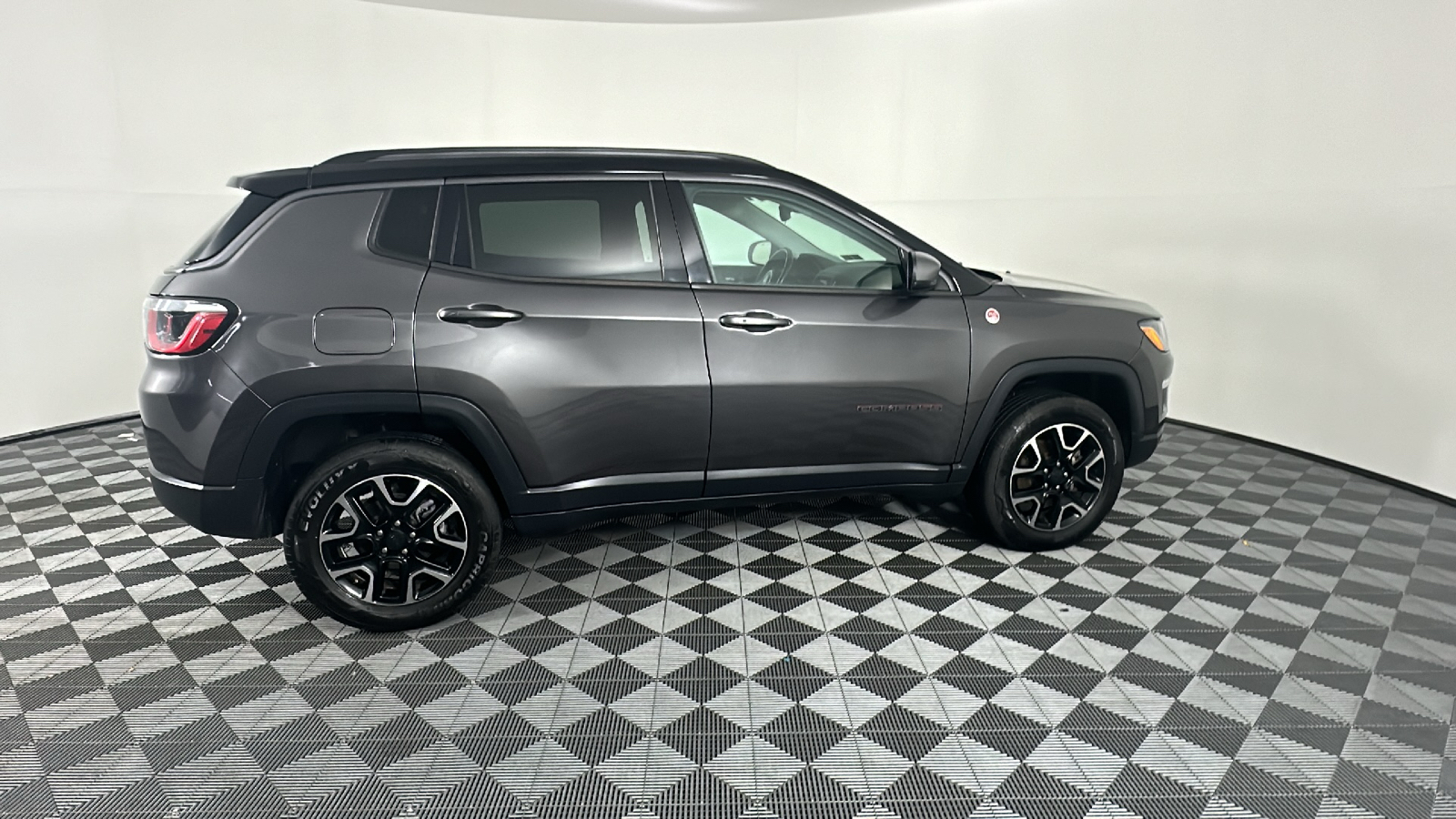 2020 Jeep Compass Trailhawk 22