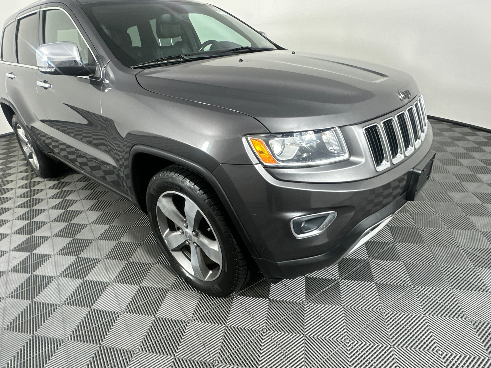 2014 Jeep Grand Cherokee Limited 2