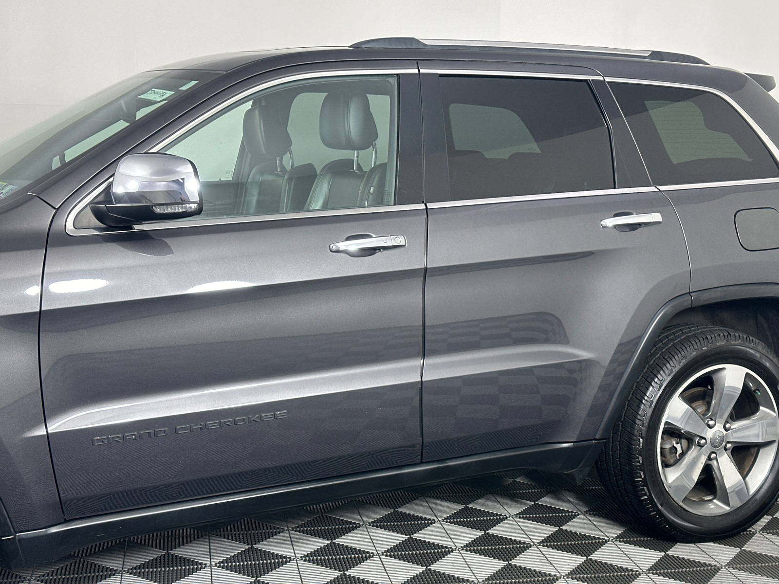 2014 Jeep Grand Cherokee Limited 10