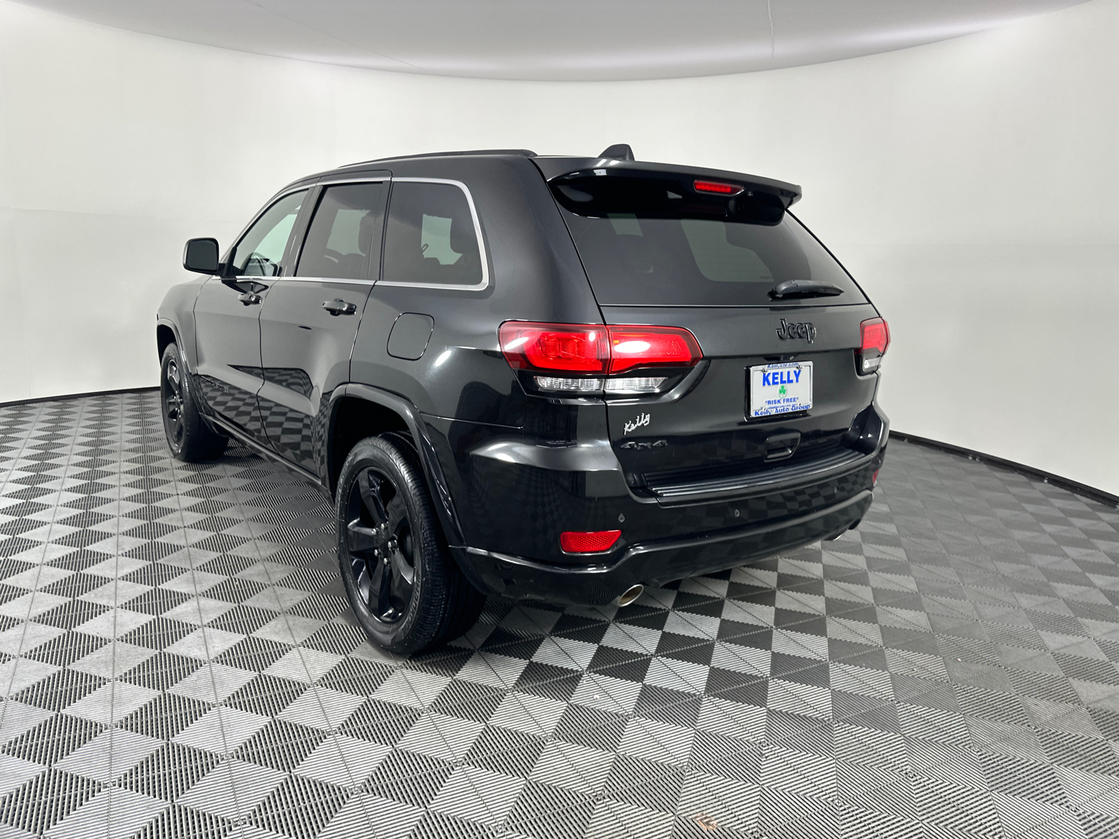 2015 Jeep Grand Cherokee Altitude 10