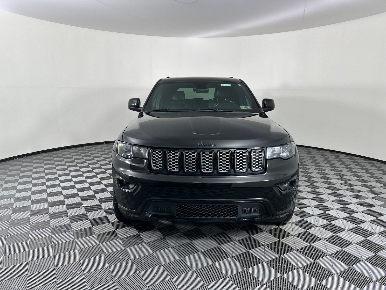 2018 Jeep Grand Cherokee Laredo 4