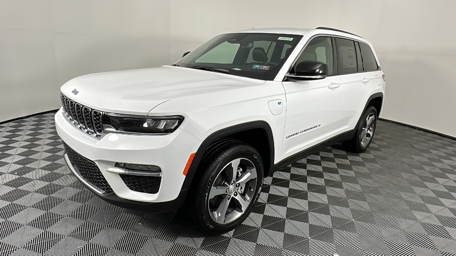 2024 Jeep Grand Cherokee Base 4xe 6