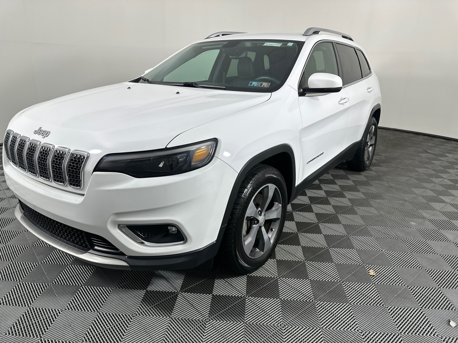 2019 Jeep Cherokee Limited 6