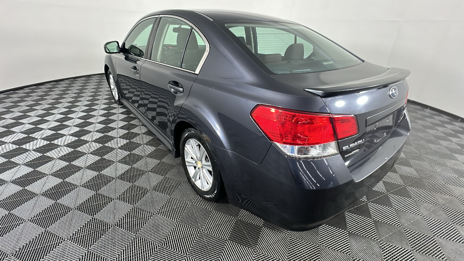 2011 Subaru Legacy 2.5i 10