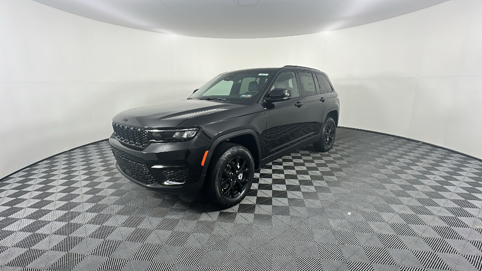 2024 Jeep Grand Cherokee Altitude 4