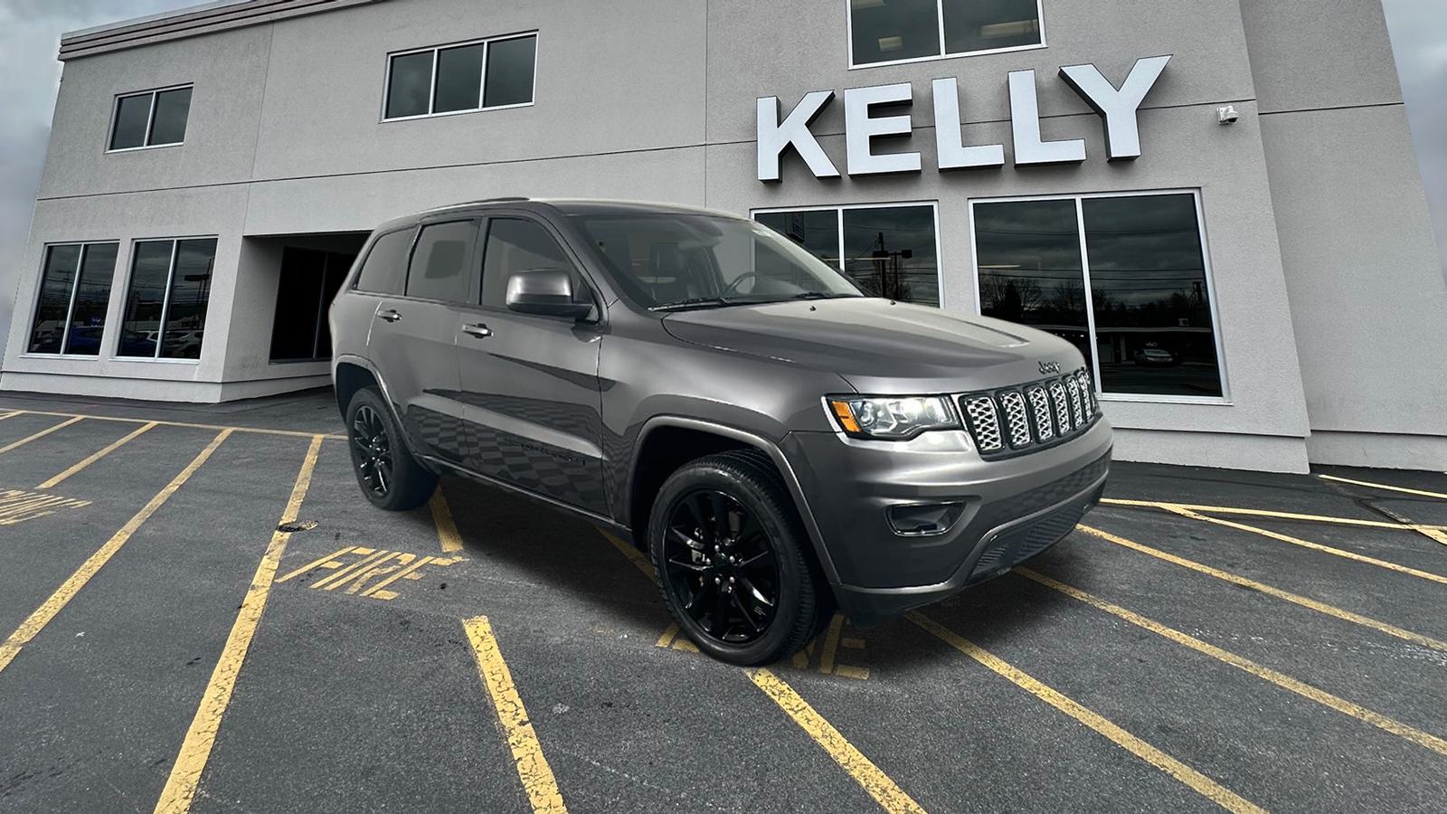 2021 Jeep Grand Cherokee Laredo X 1