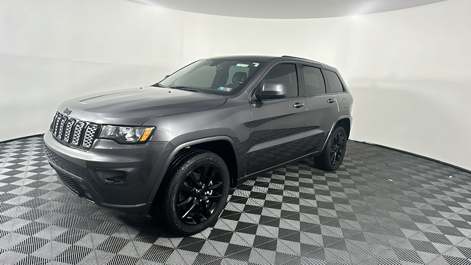 2021 Jeep Grand Cherokee Laredo X 6