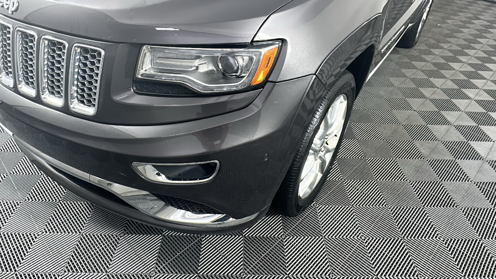 2014 Jeep Grand Cherokee Summit 7