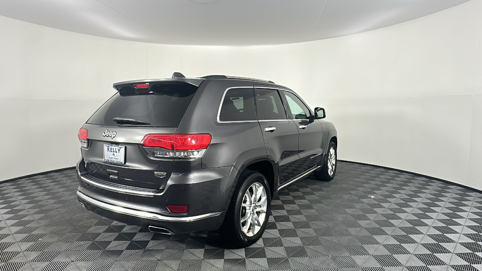 2014 Jeep Grand Cherokee Summit 20