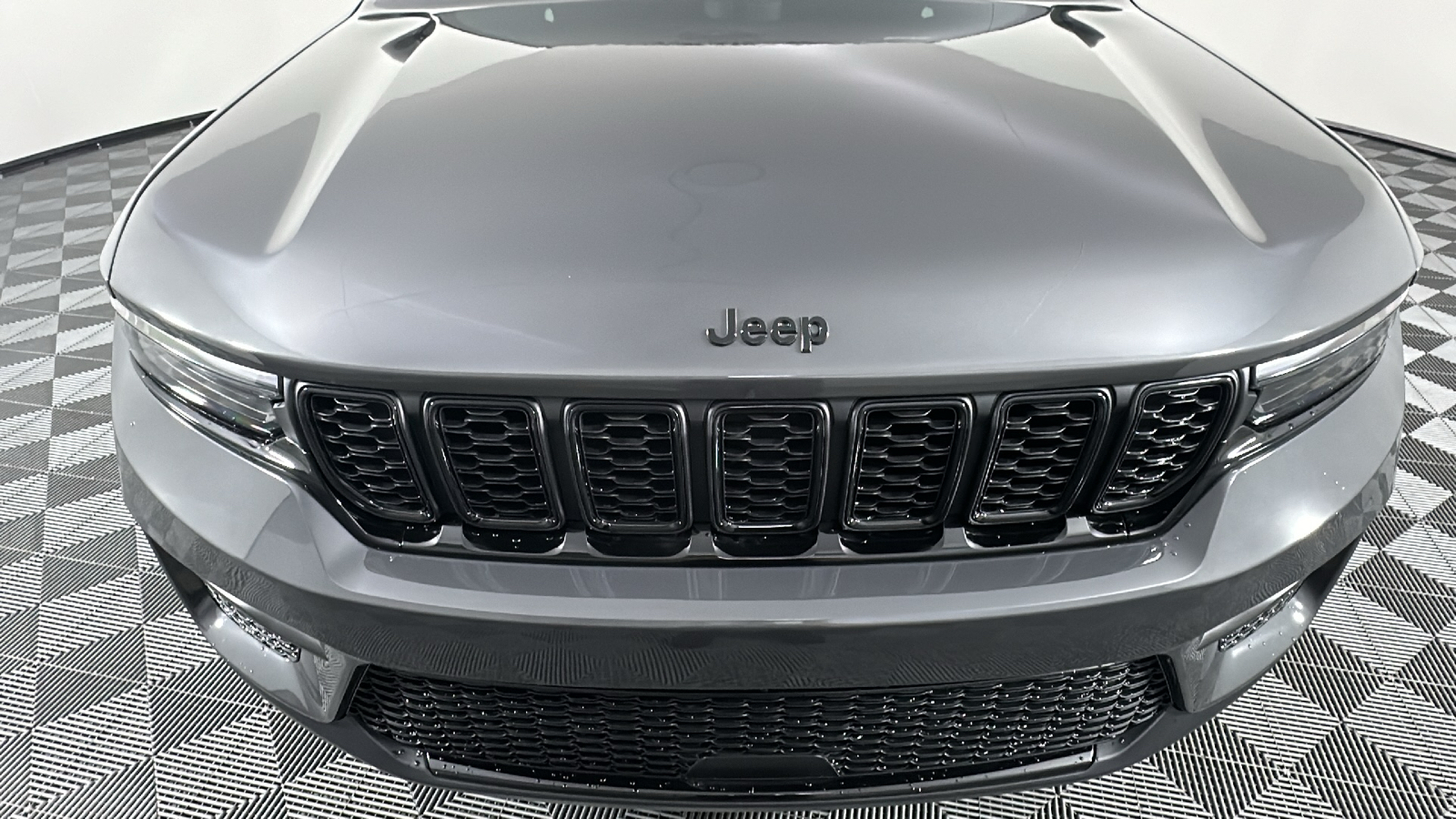 2024 Jeep Grand Cherokee Altitude X 5