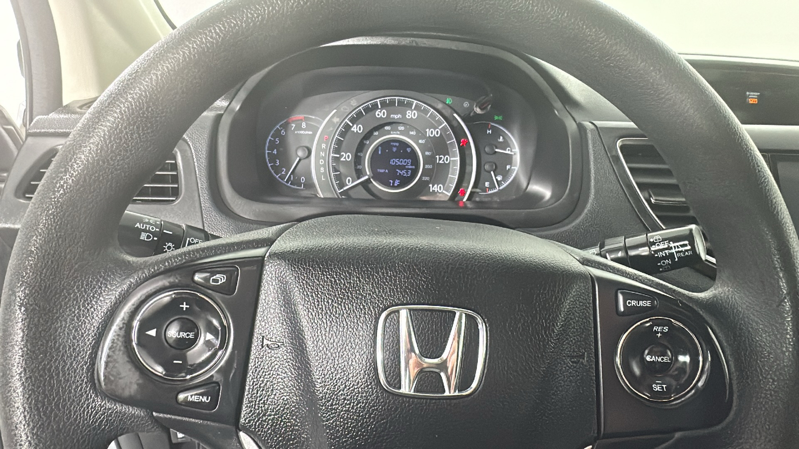 2015 Honda CR-V EX 31