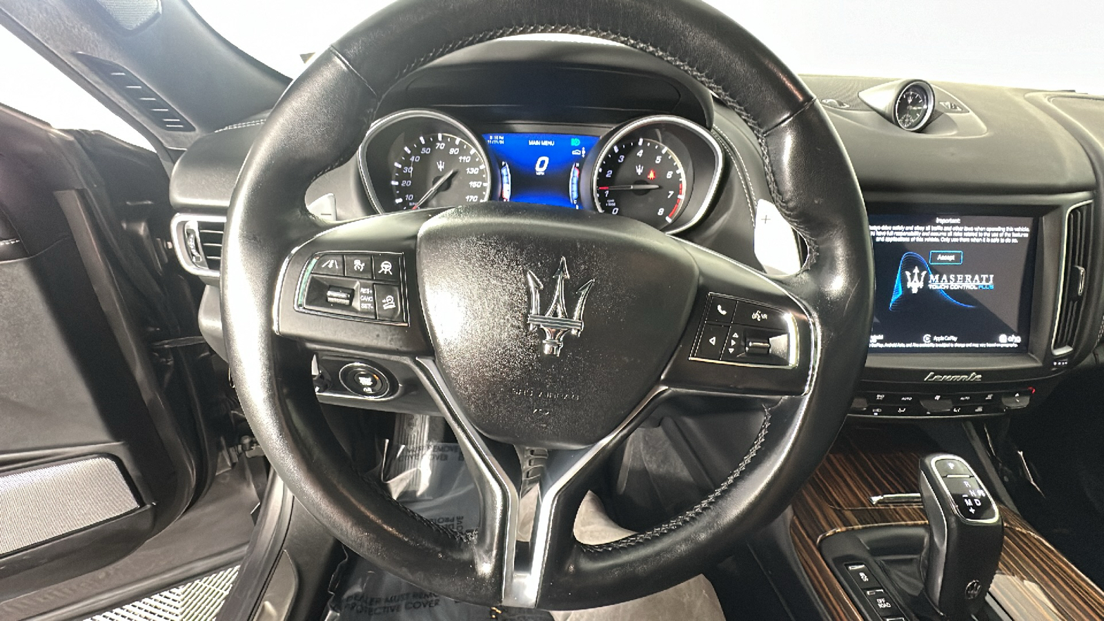 2019 Maserati Levante S GranLusso 39