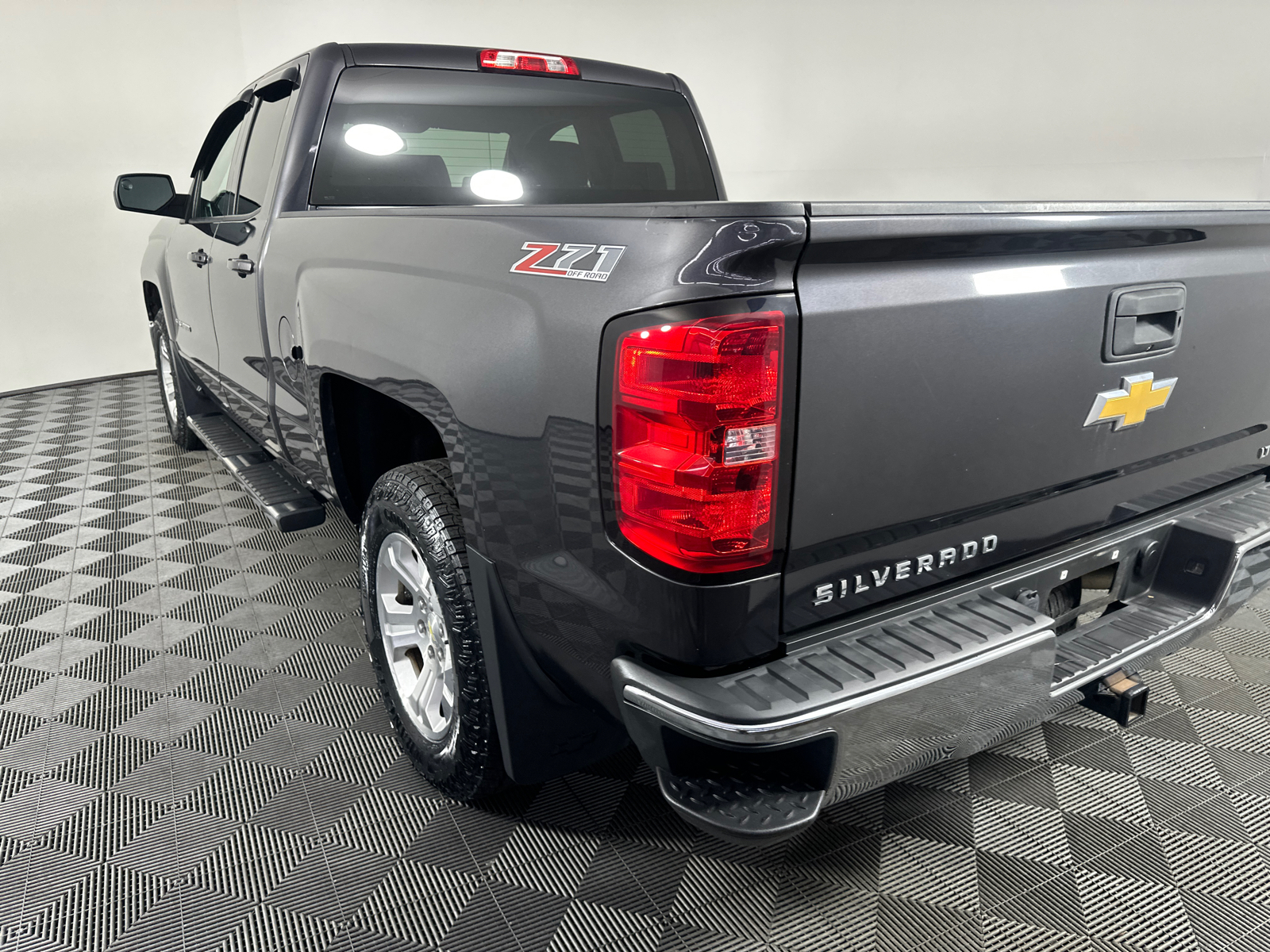 2015 Chevrolet Silverado 1500 LT 11