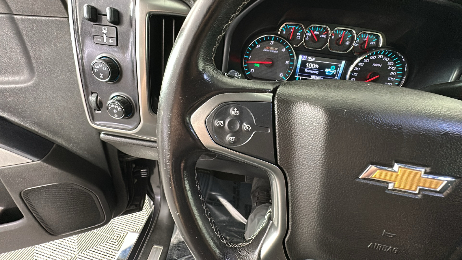 2015 Chevrolet Silverado 1500 LT 38