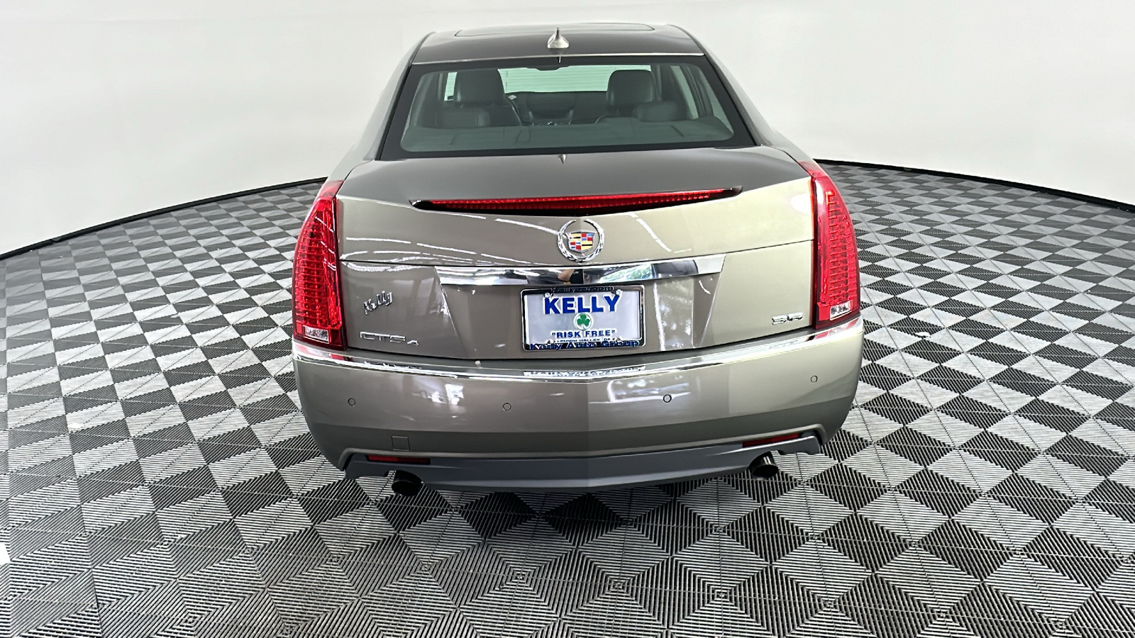 2010 Cadillac CTS Premium 14