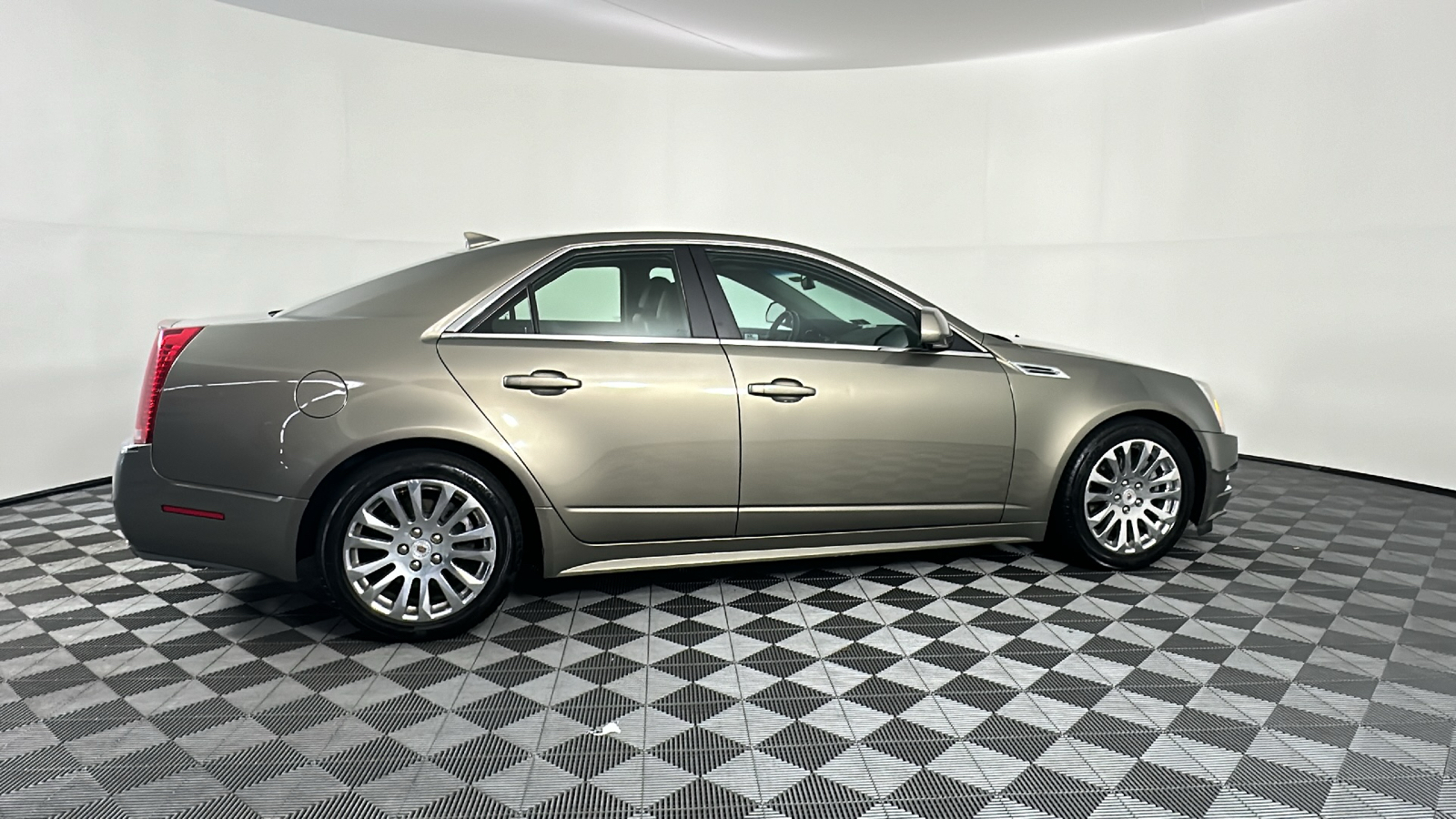 2010 Cadillac CTS Premium 22