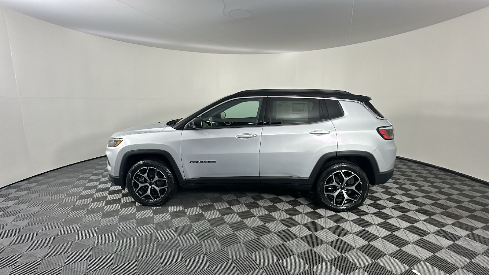 2025 Jeep Compass Limited 7