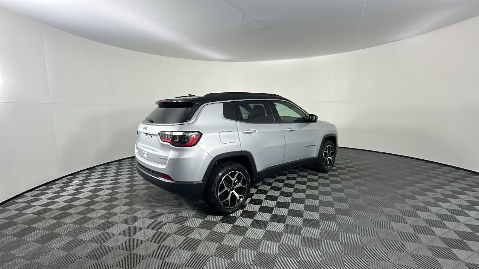 2025 Jeep Compass Limited 15