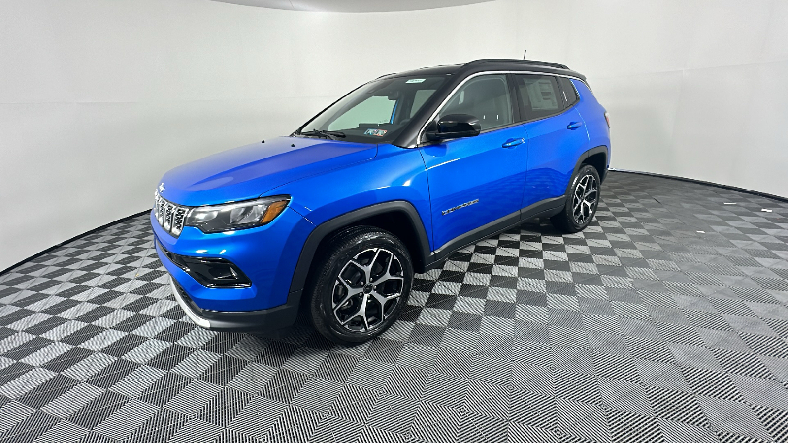 2025 Jeep Compass Limited 4