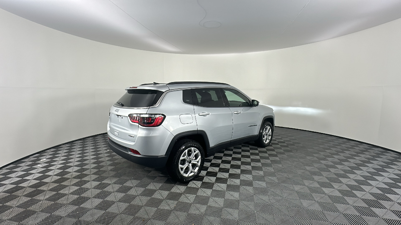 2025 Jeep Compass Latitude 16