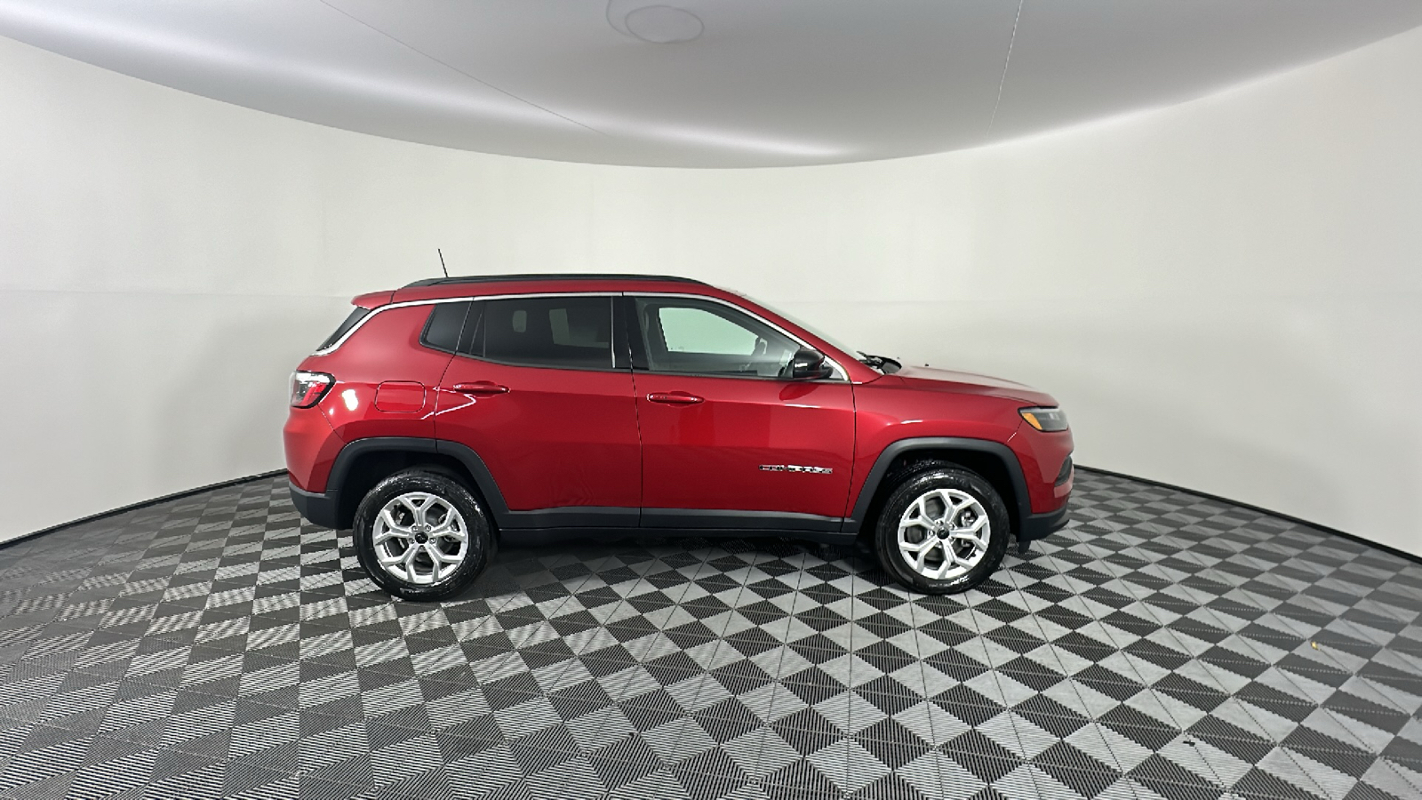 2025 Jeep Compass Latitude 19