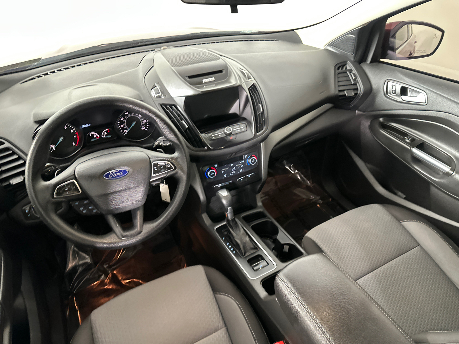 2017 Ford Escape SE 25