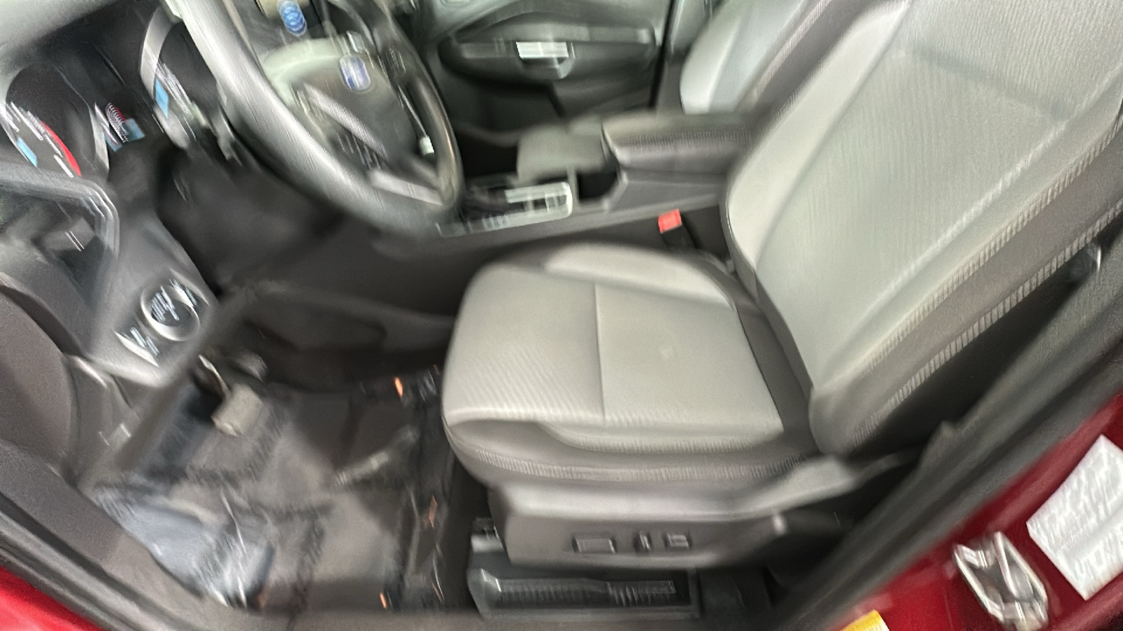 2017 Ford Escape SE 29