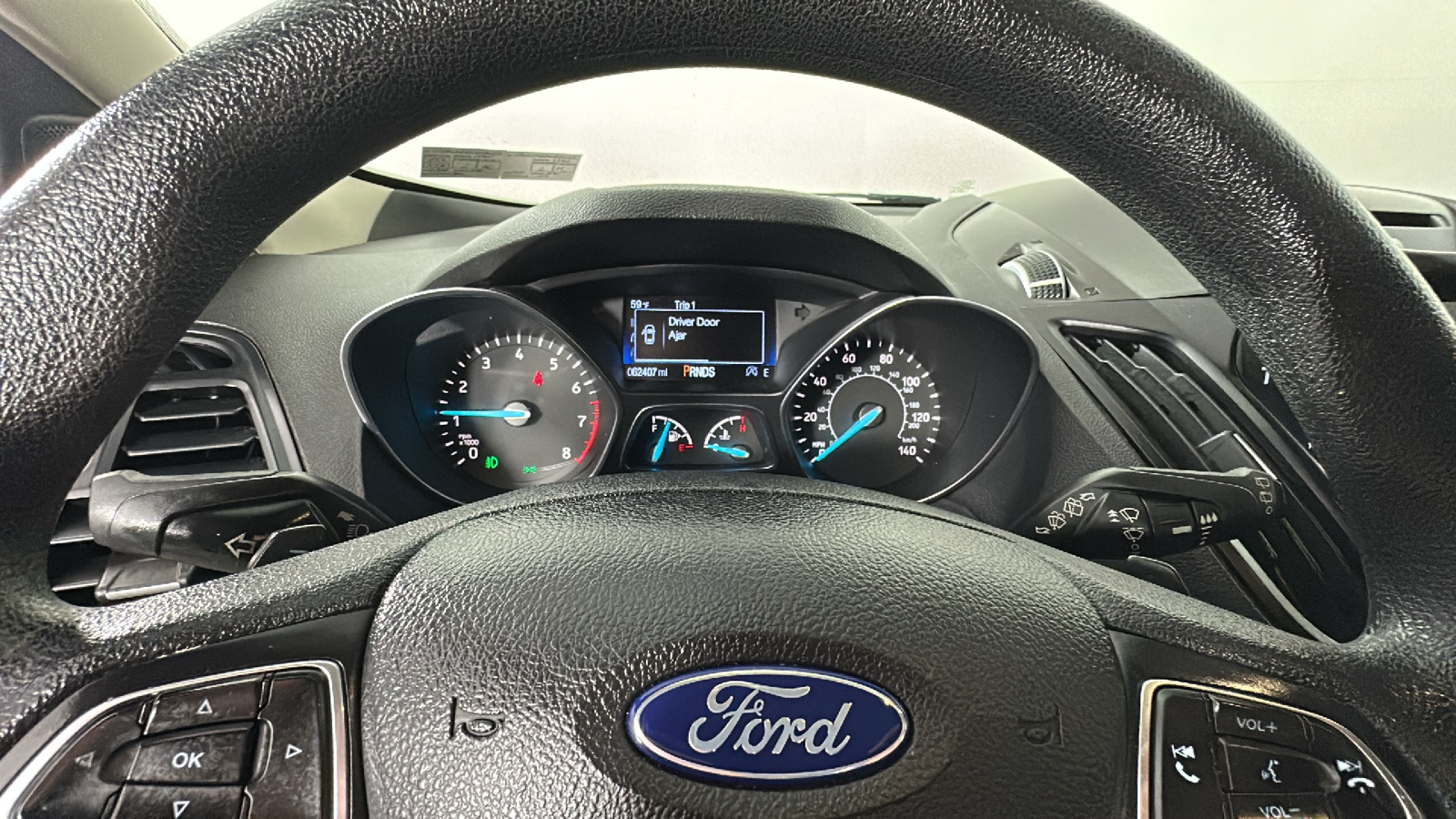 2017 Ford Escape SE 32