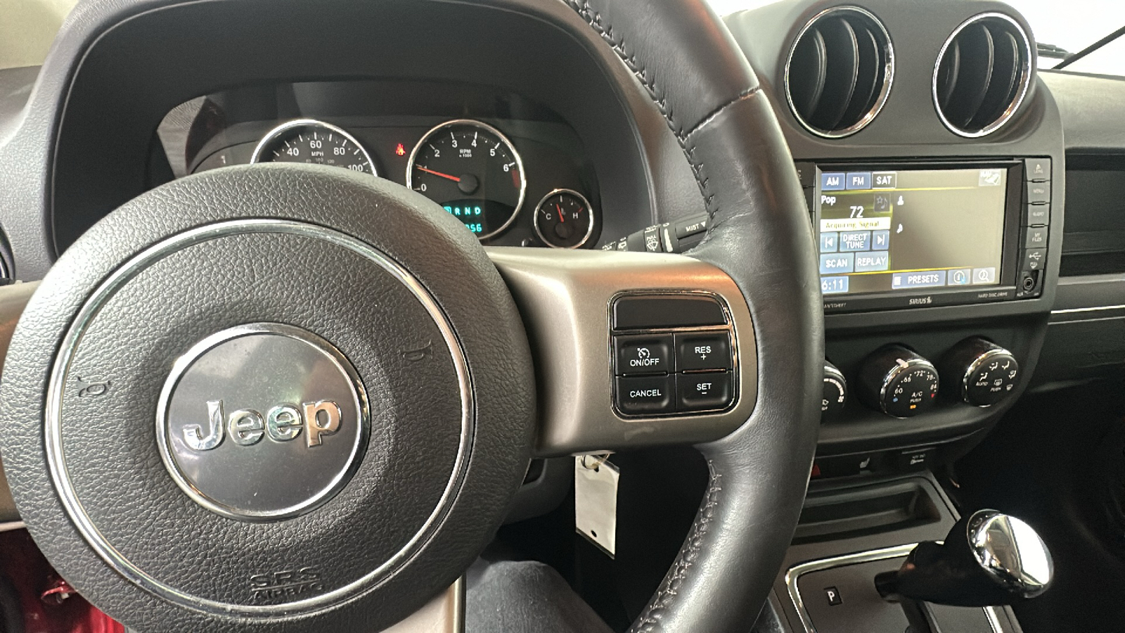 2013 Jeep Compass Limited 35