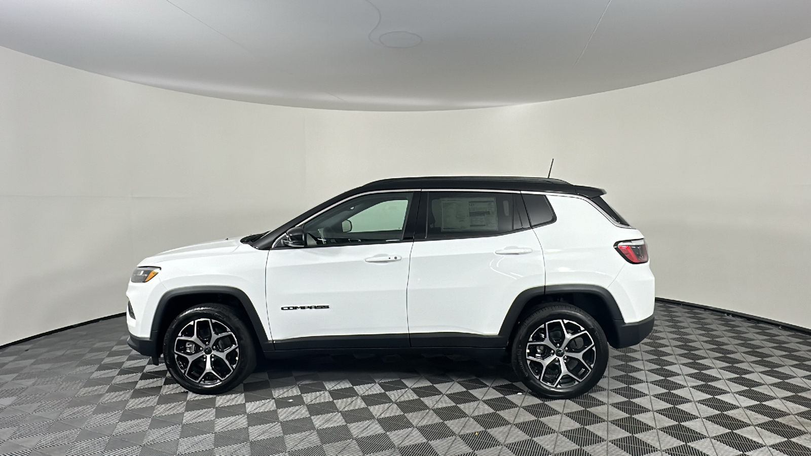 2025 Jeep Compass Limited 9