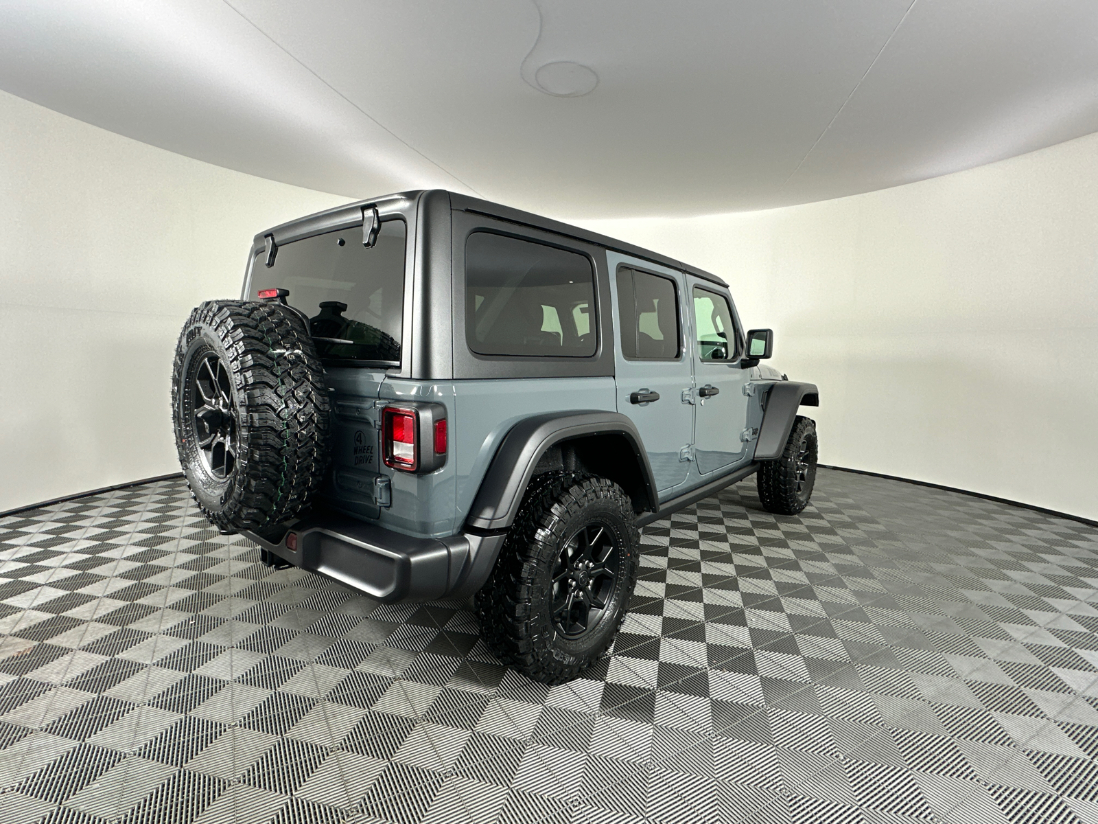 2025 Jeep Wrangler Willys 15