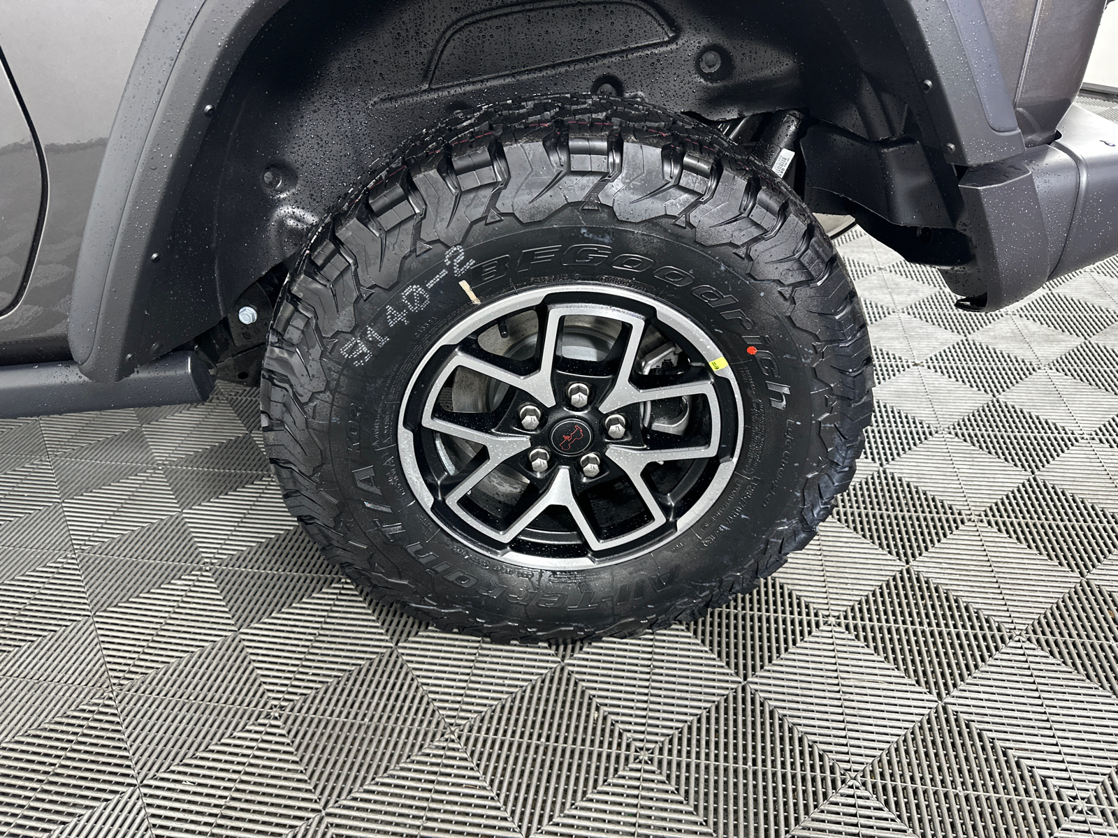 2025 Jeep Wrangler Rubicon 13