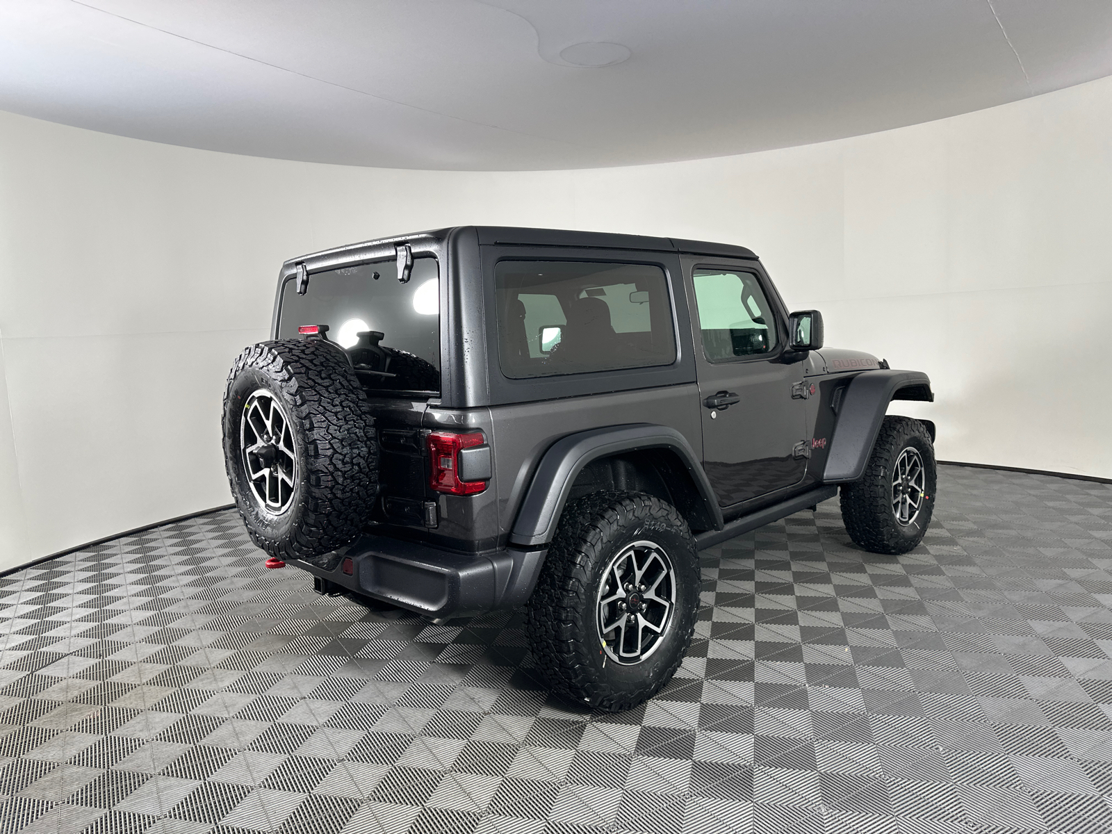 2025 Jeep Wrangler Rubicon 17