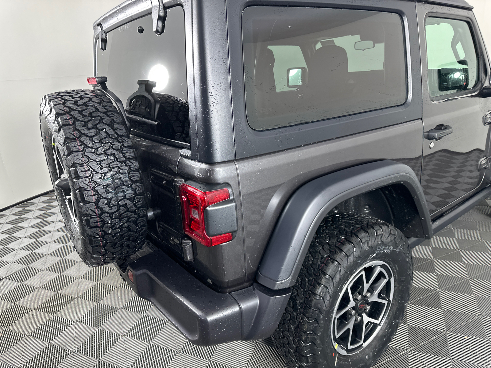 2025 Jeep Wrangler Rubicon 18