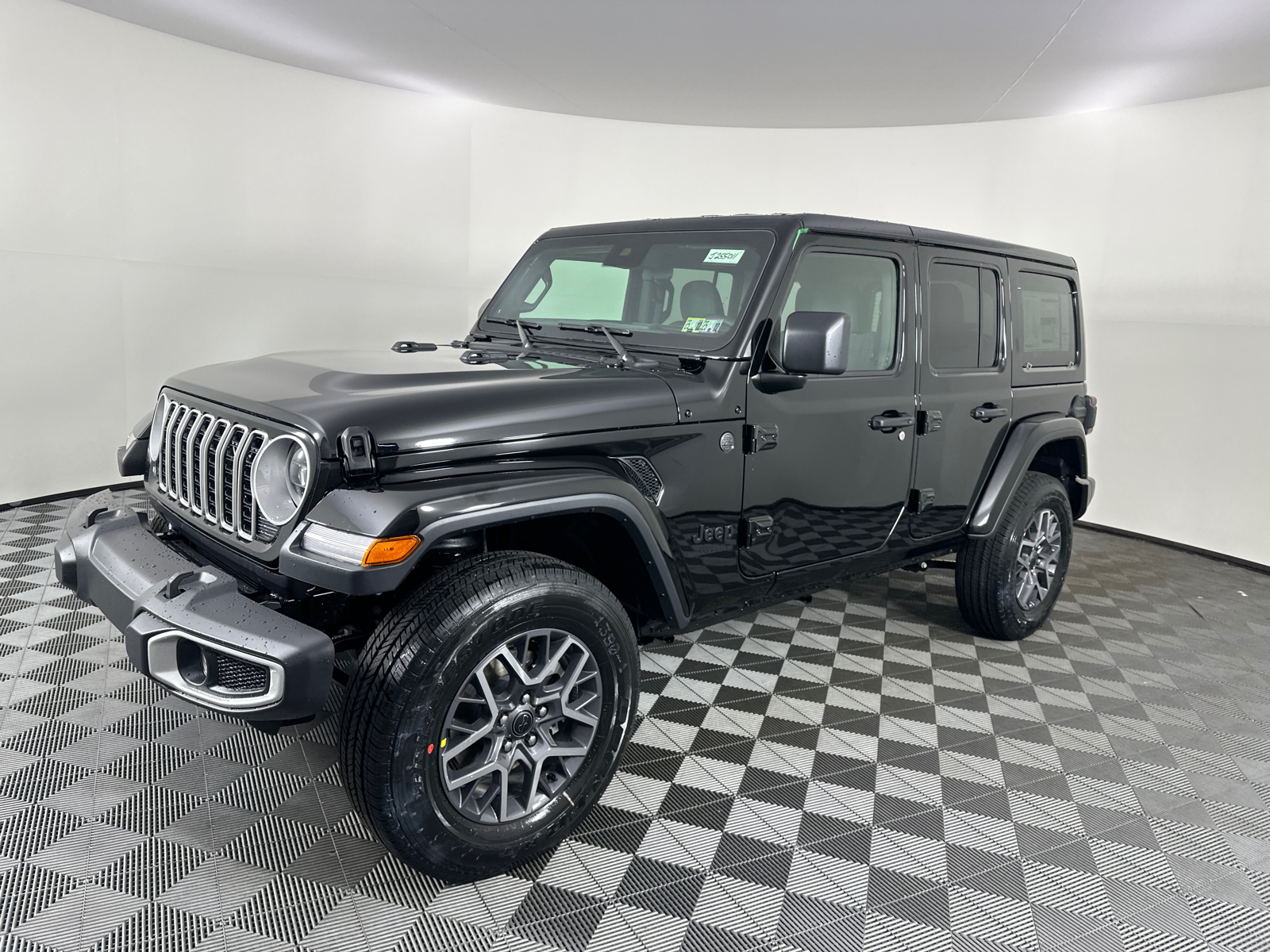 2025 Jeep Wrangler Sahara 6