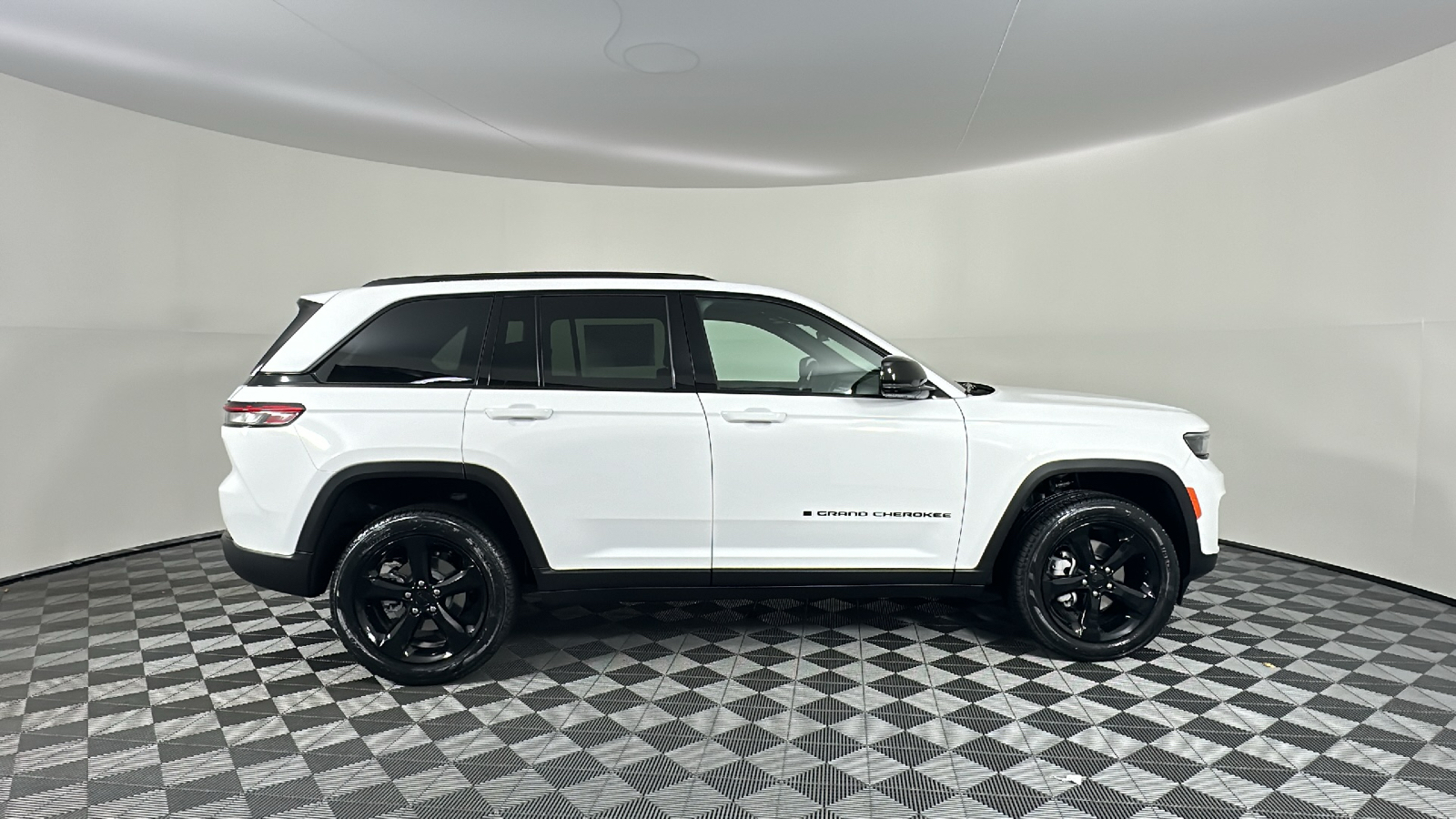 2025 Jeep Grand Cherokee Limited 20