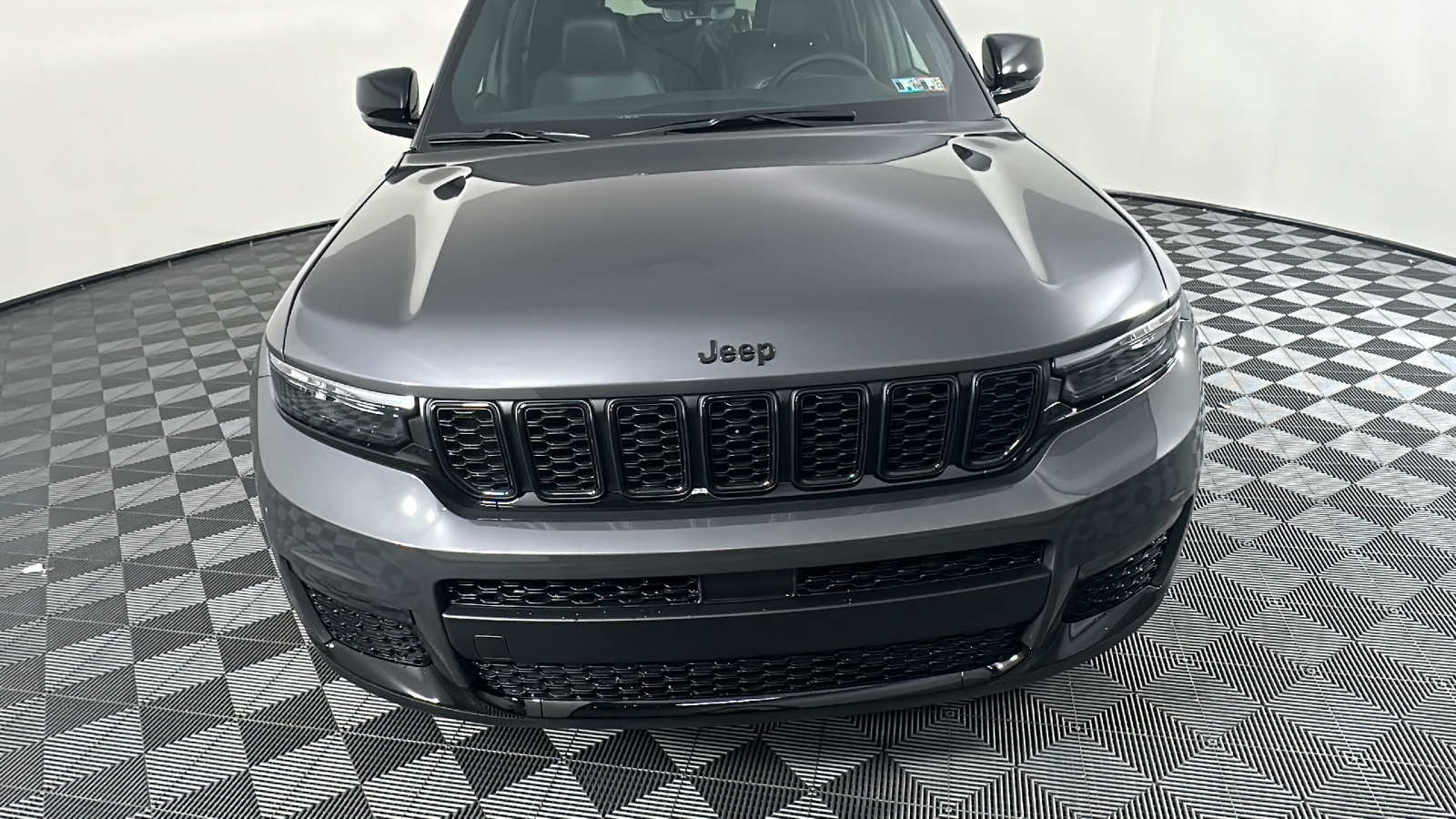 2025 Jeep Grand Cherokee L Limited 5