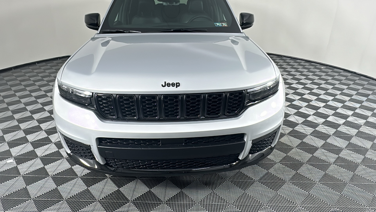 2025 Jeep Grand Cherokee L Limited 5