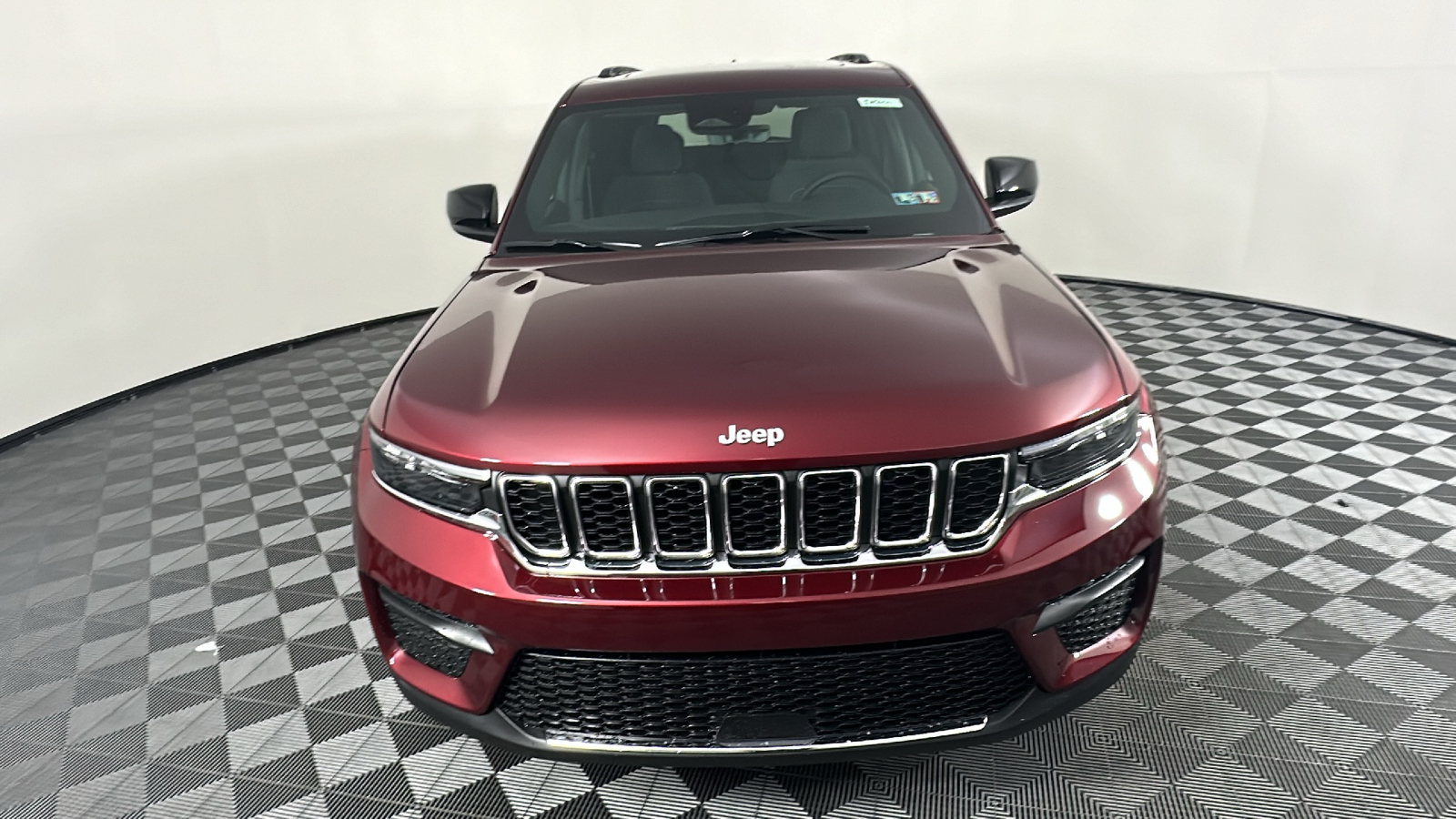 2025 Jeep Grand Cherokee Laredo 5