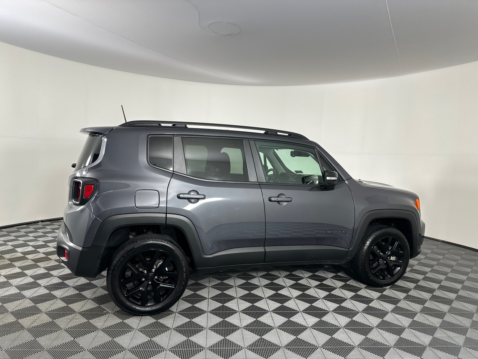 2023 Jeep Renegade Altitude 18