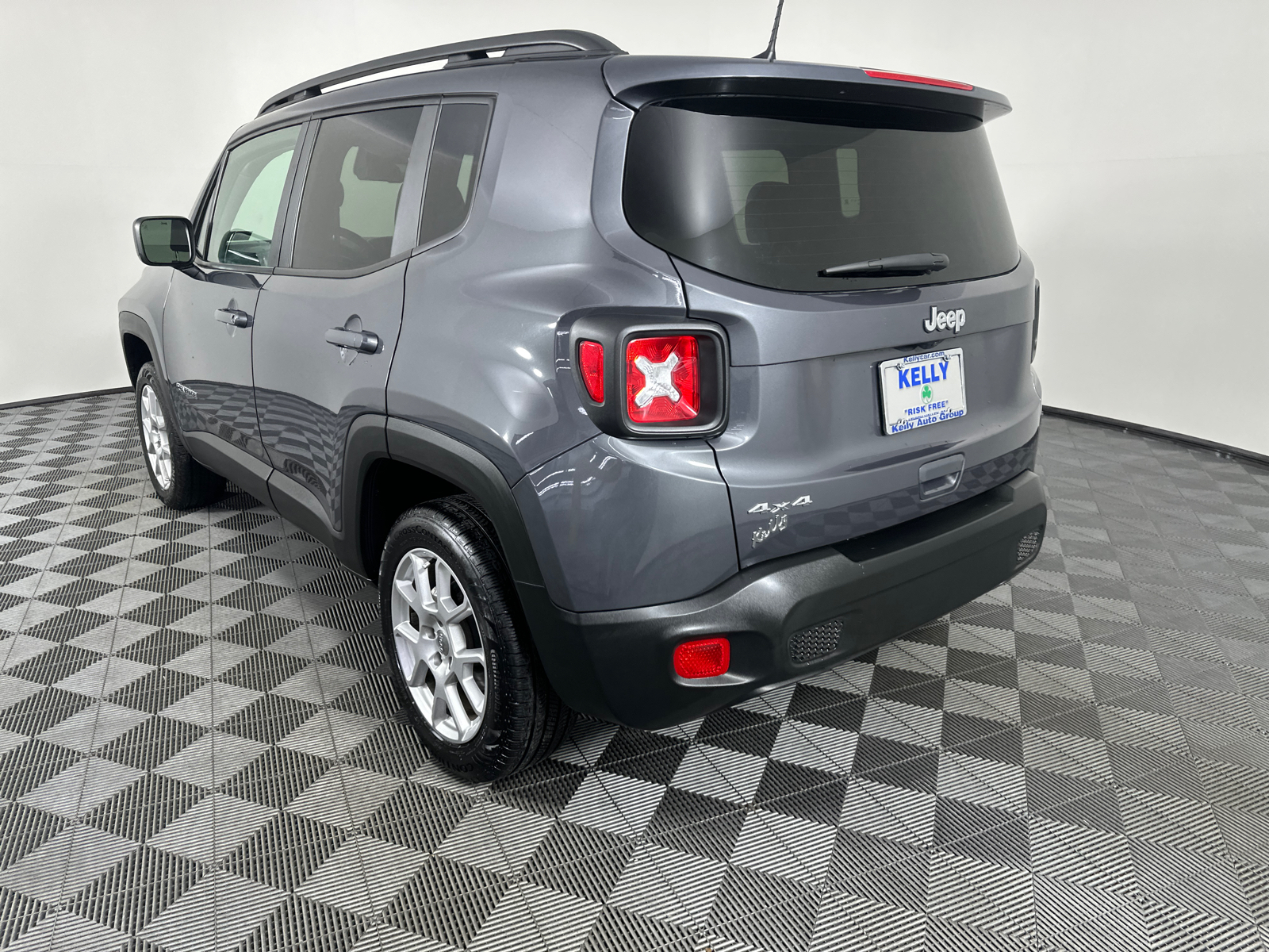 2023 Jeep Renegade Latitude 12