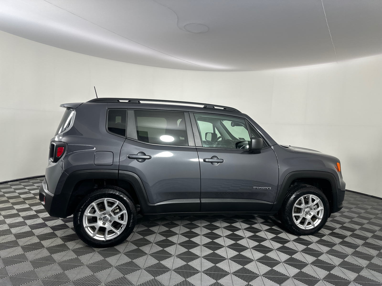 2023 Jeep Renegade Latitude 21