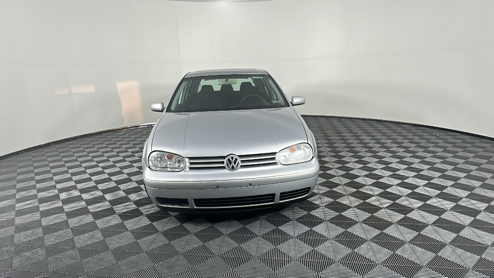 2003 Volkswagen Golf GLS 4