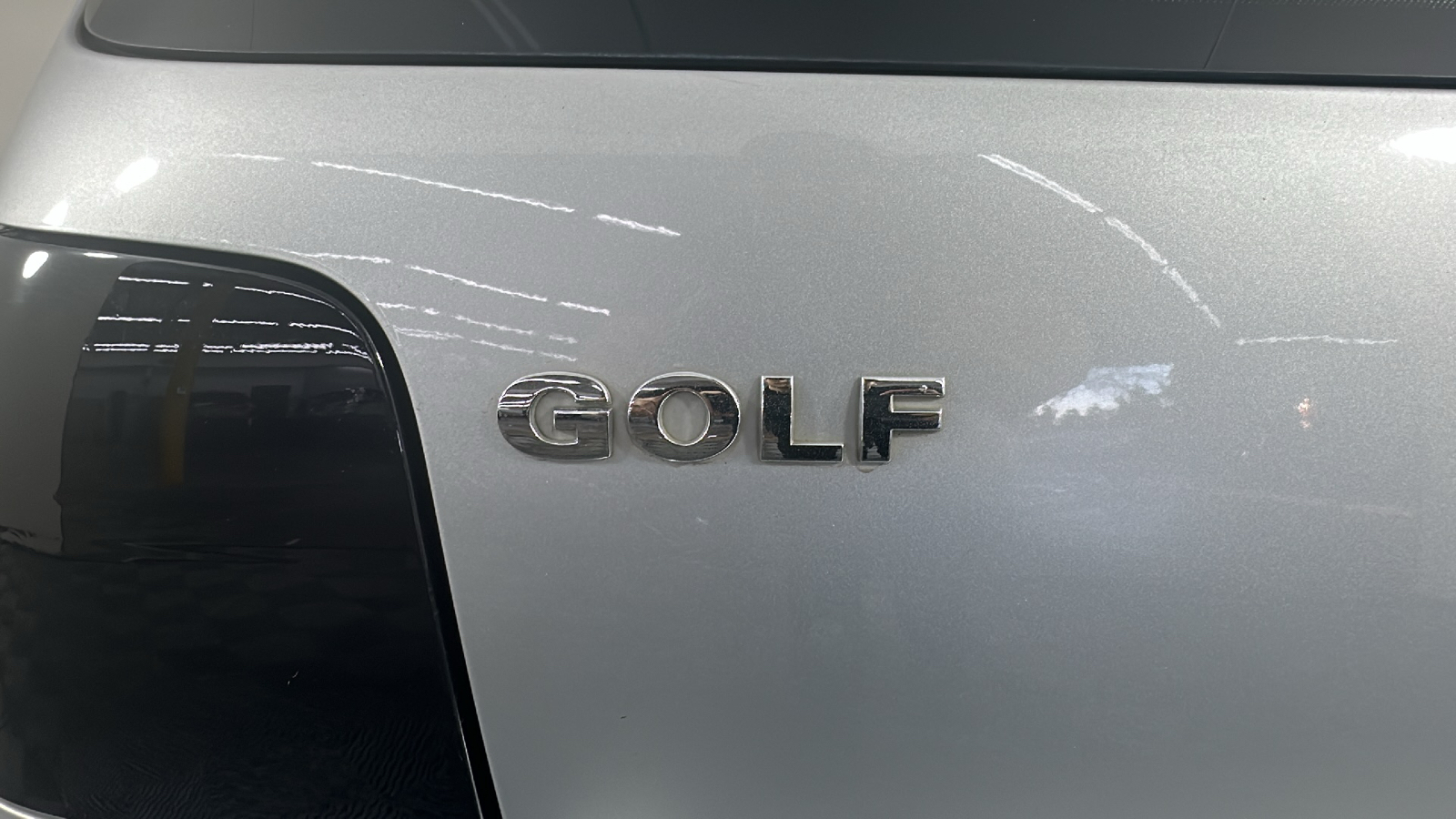 2003 Volkswagen Golf GLS 16